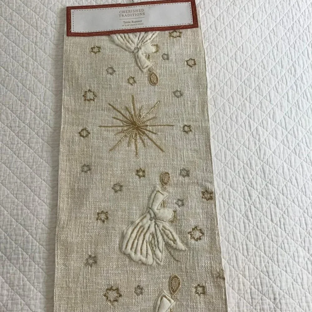 Cherished Traditions Table Runner 14